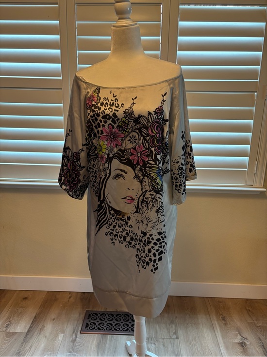 Lane Bryant Dresses & Skirts - Lane Bryant Light Gray Floral & Leopard Graphic Dress